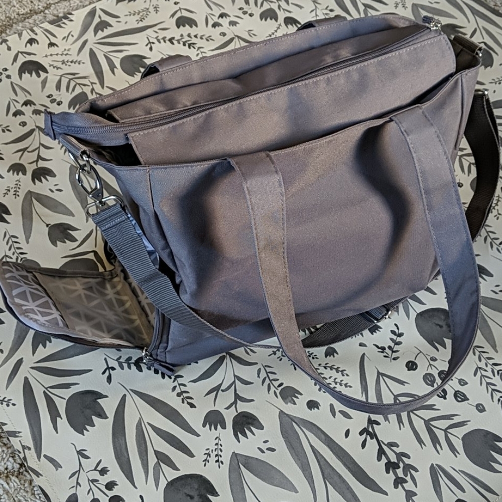 Dr Brown breast pump carryall bag